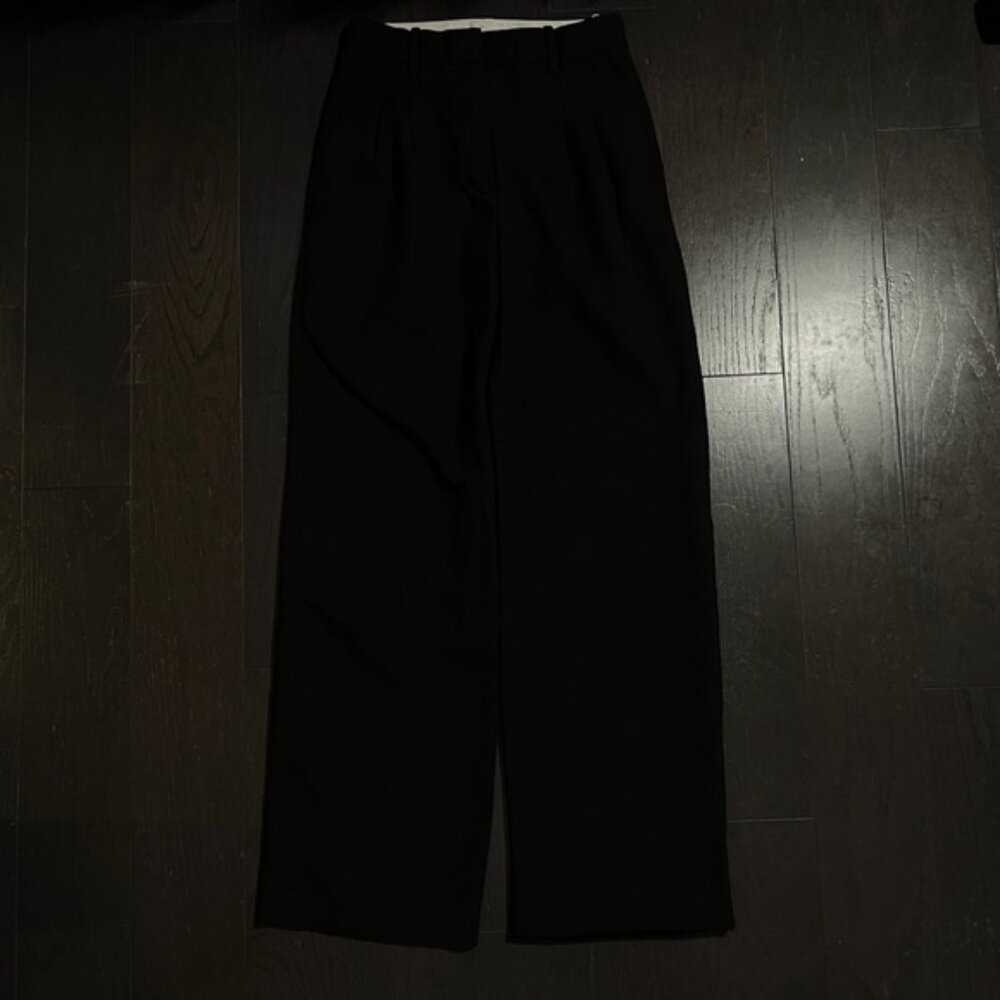 Aritzia$158 The Effortless Pant Re ssential Softly structured high-waisted size4